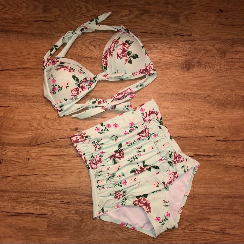 Unique Vintage Monroe mint floral swim suit